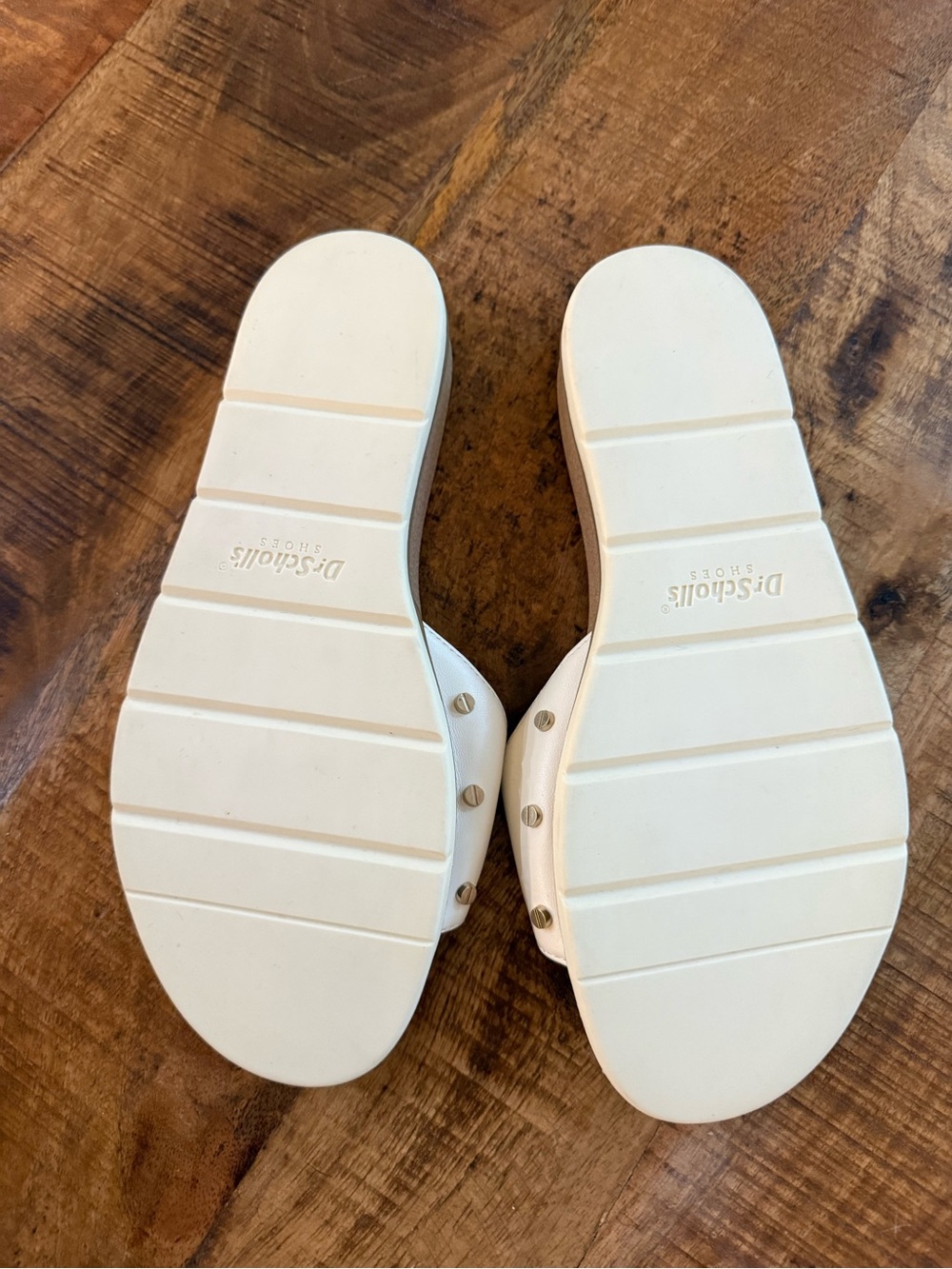 NEW Dr. Scholl's Nice Iconic Slide Sandal in White, Size 7.5 - Picture 10 of 10